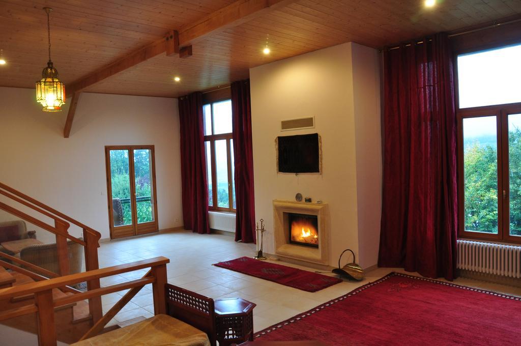 Le Green Chalet Villard-sur-Boege Exteriör bild